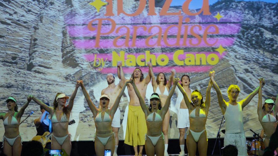 Viaje sensorial a la Ibiza de los 70 y 80